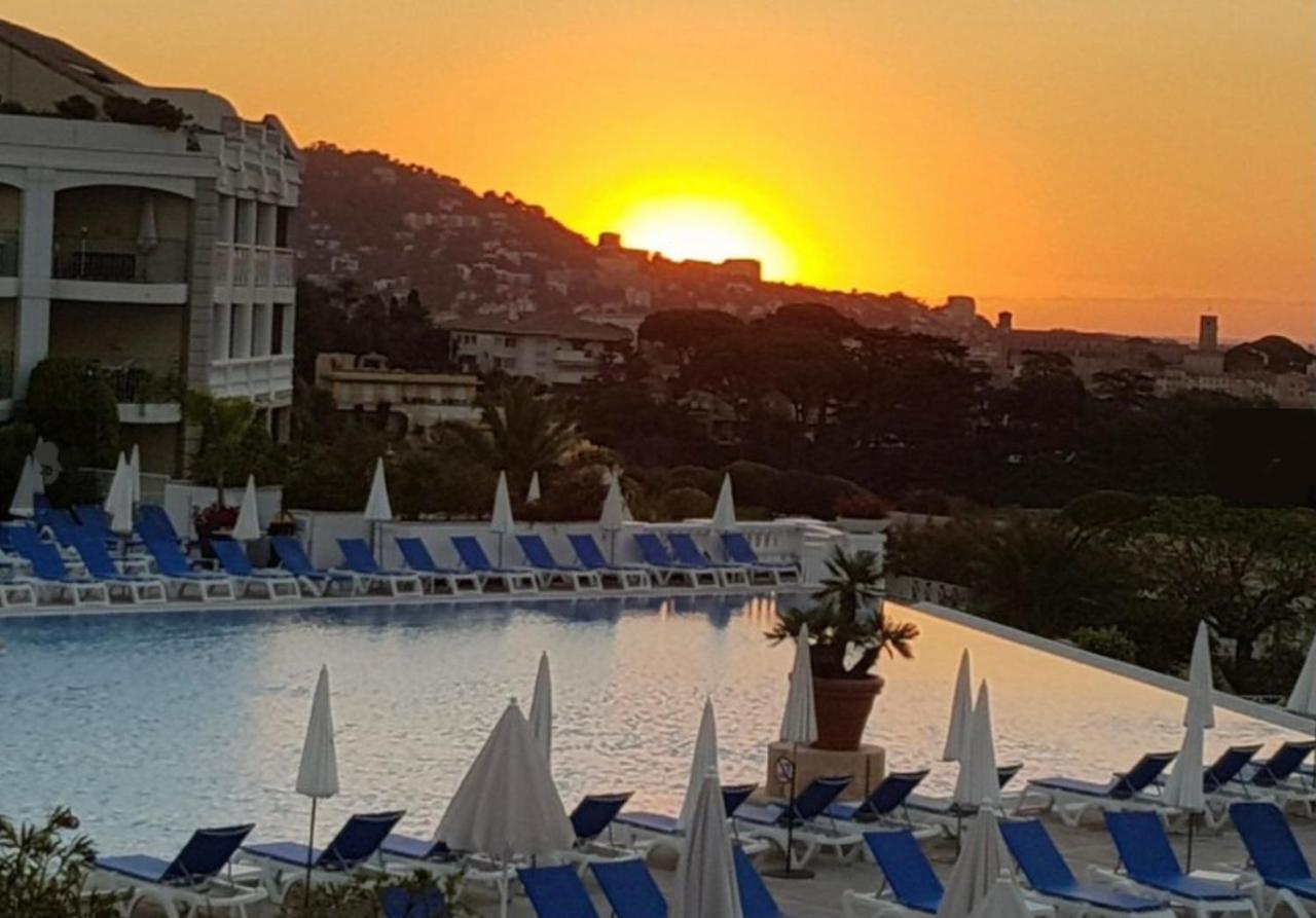 Exceptionnel Sur Cannes Vue Mer Piscine Ngoại thất bức ảnh